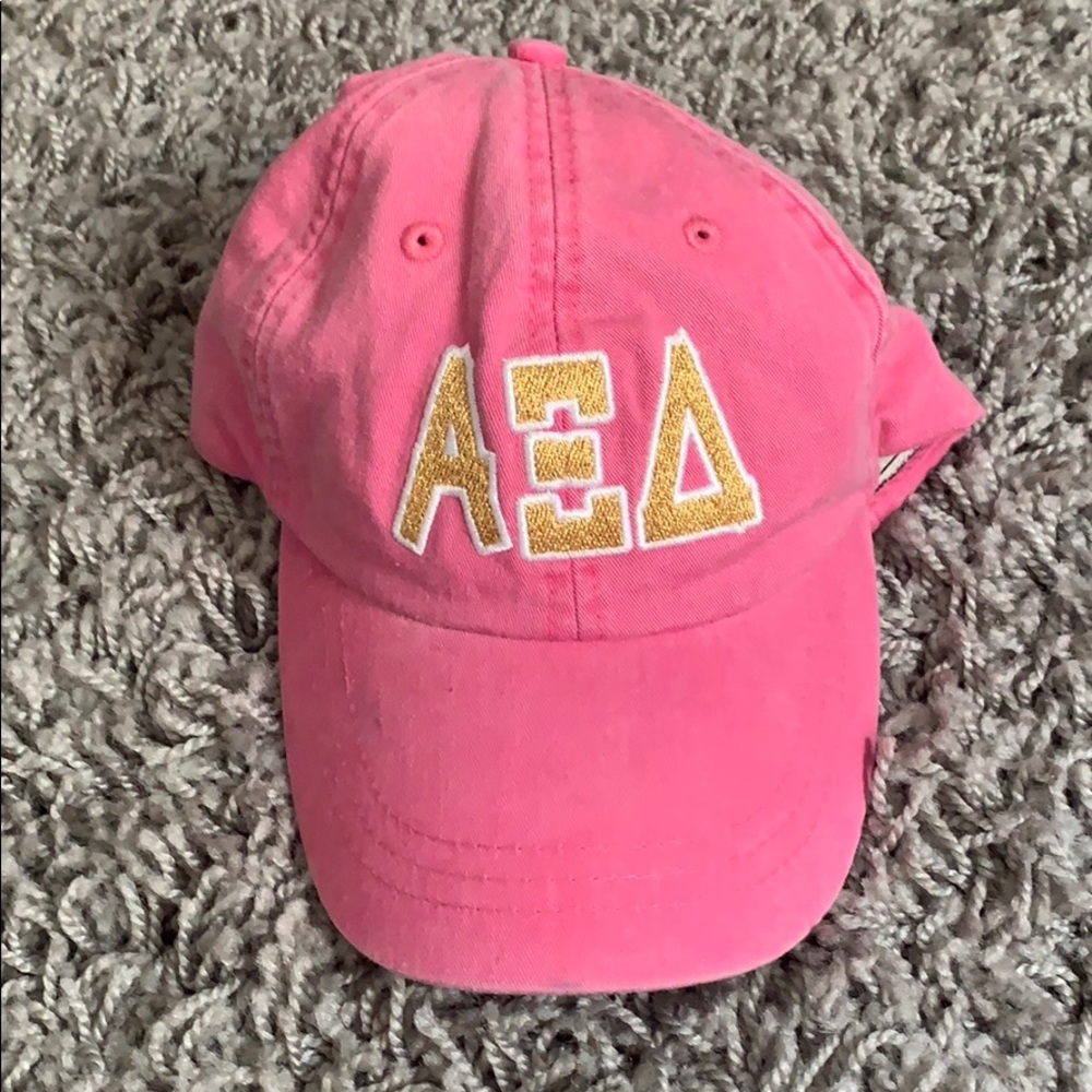 Alpha xi delta hat